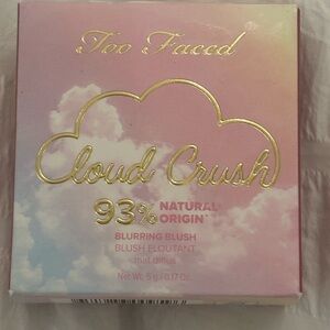 Too Faced Cloud Crush Blurring Blush - Soft Pink
